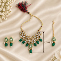 Arunima Necklace with Mathapati and Earrings