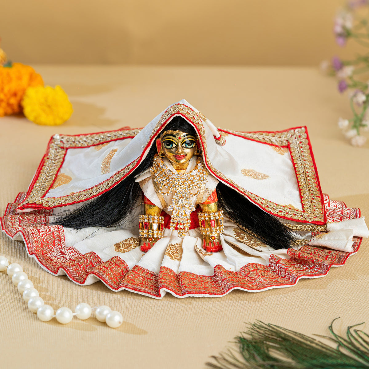 Nilachal Rajshree Bal Radharani Poshak