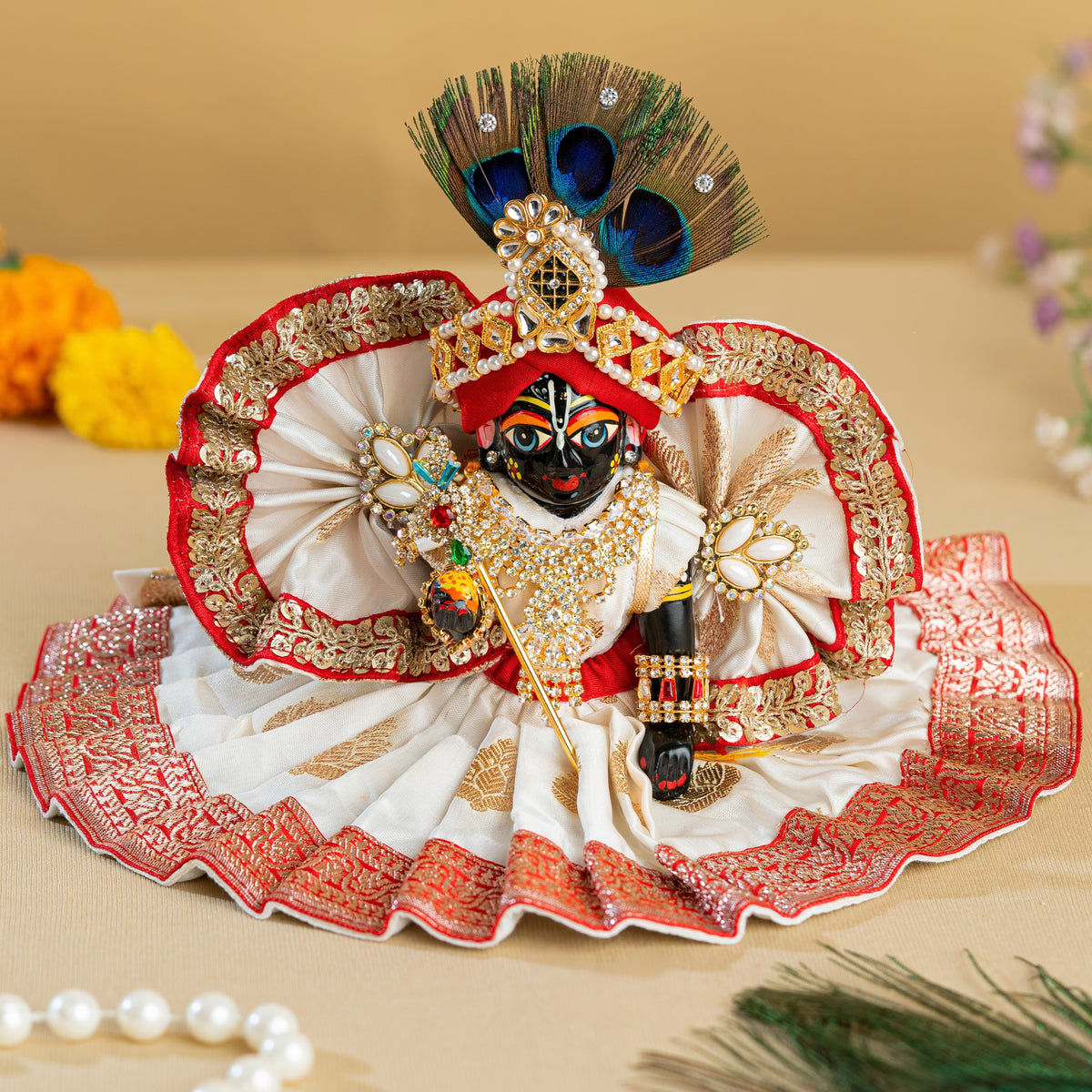 Nilachal Rajshree Gopal Ji Poshak