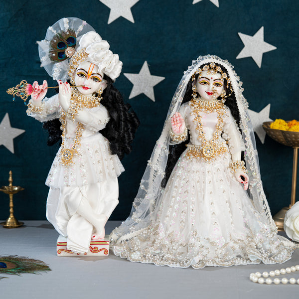 Shwet Chandrika Radha Krishna Poshak