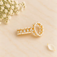 Shri Alankaar Pearls Kada