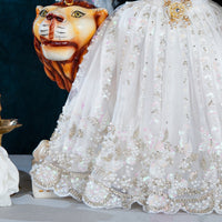 Shwet Chandrika Matarani Poshak